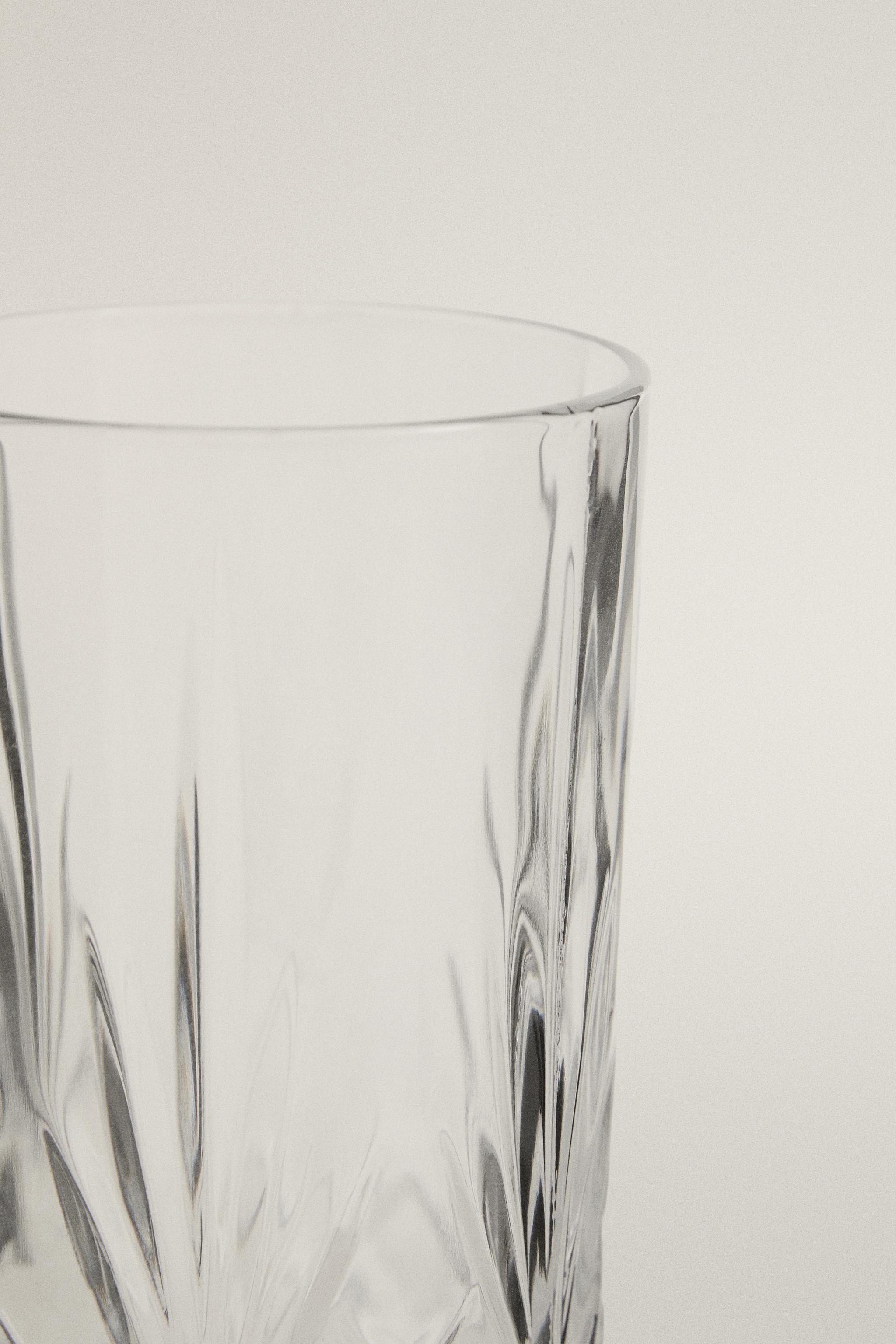 TALL TUMBLER WITH RAISED DESIGN